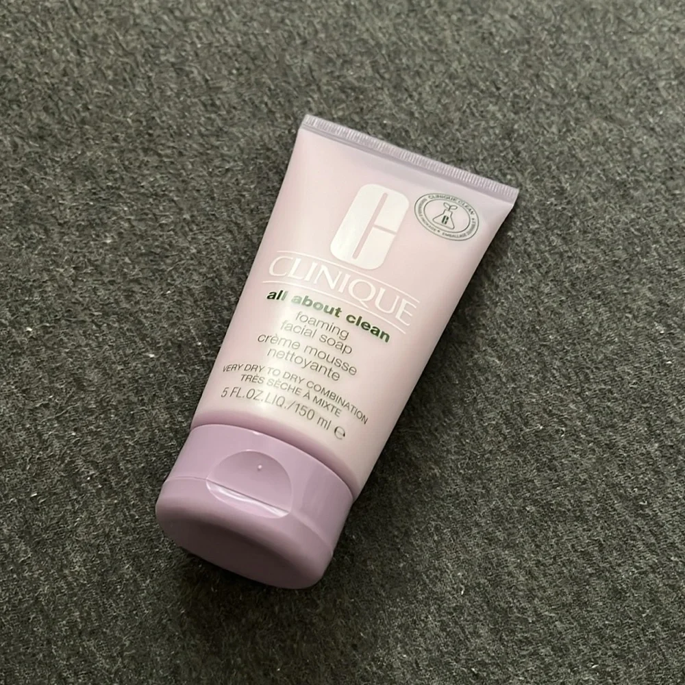 Clinique ✨brand new✨
