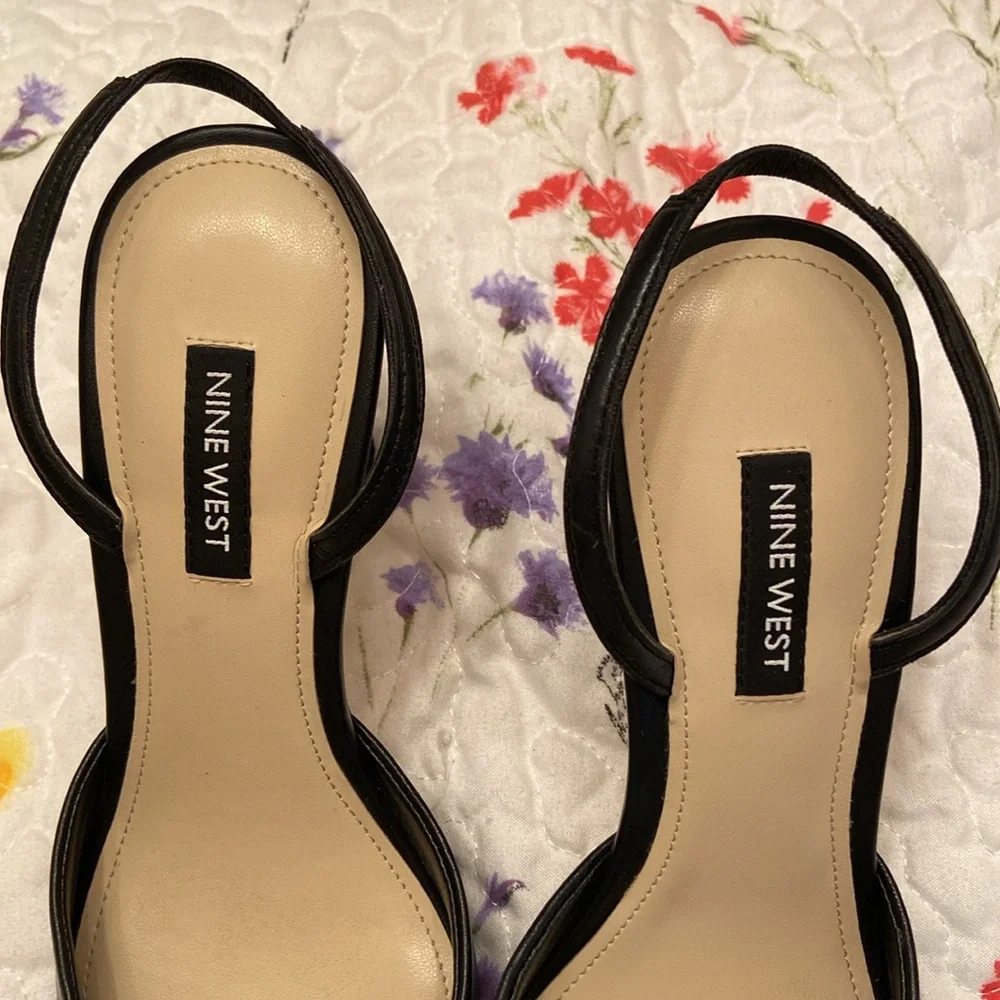 Nine West Slingbacks In The Clear Heels Pointy Toe Black Worn Once WM SZ 7 1/2 M