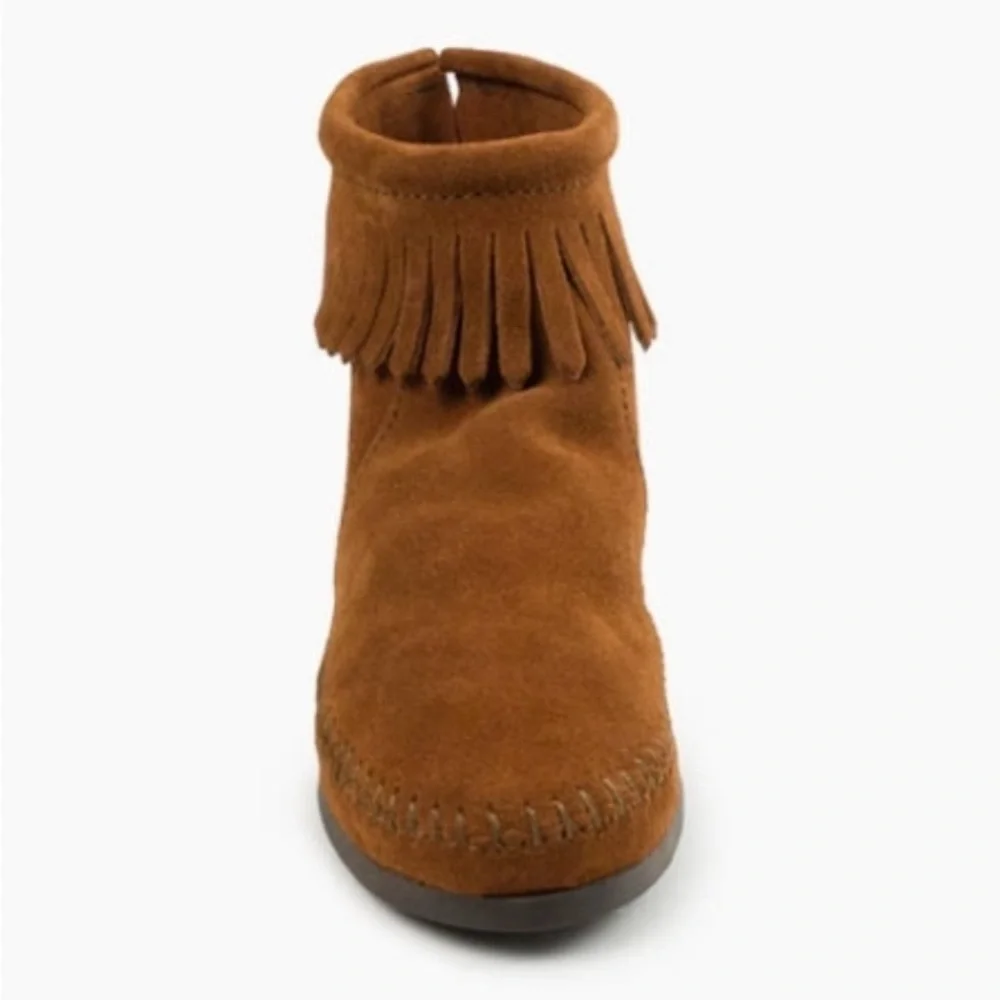 Minnetonka euc back