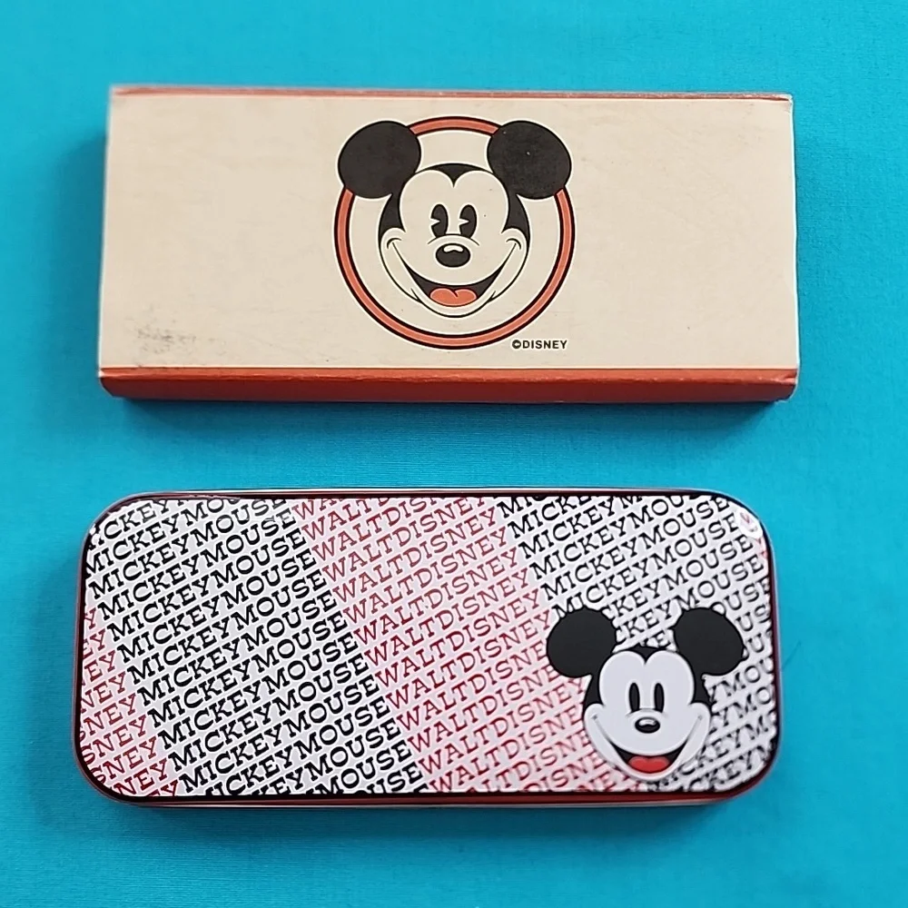 Disney gawarsh downsizing