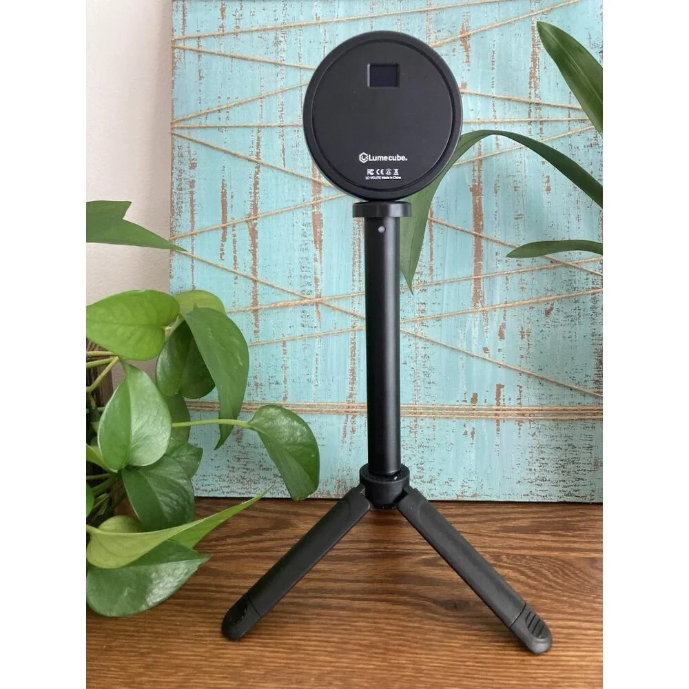 LUME CUBE VIDEO CONFERENCE LED LIGHT WITH TRIPOD (USB -C CHARGE) 2 Tone Light