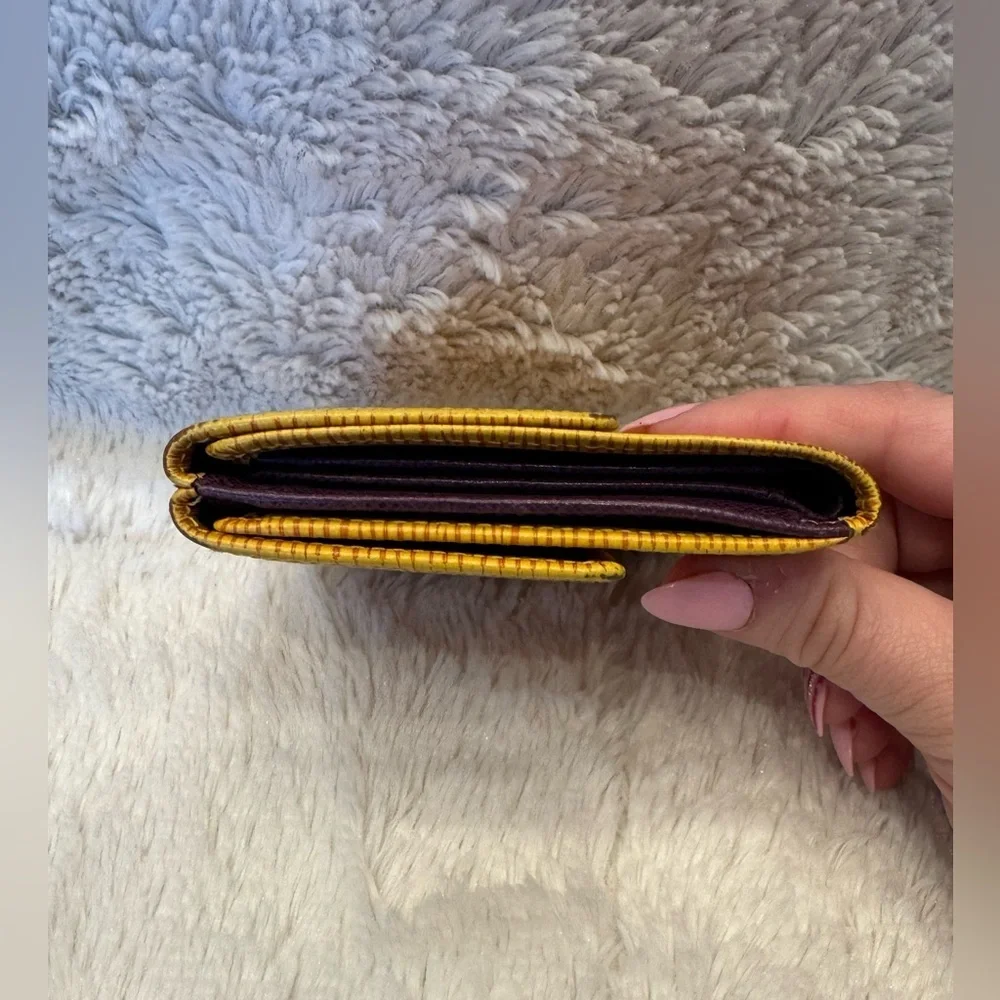 Louis Vuitton certificate yellow