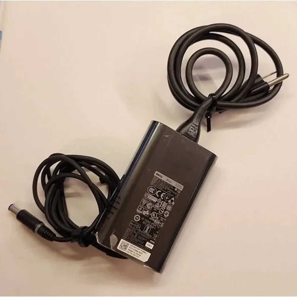 Dell 65 Watt Slim AC Adapter 6TFFF / 06TFFF for Inspiron Laptops
