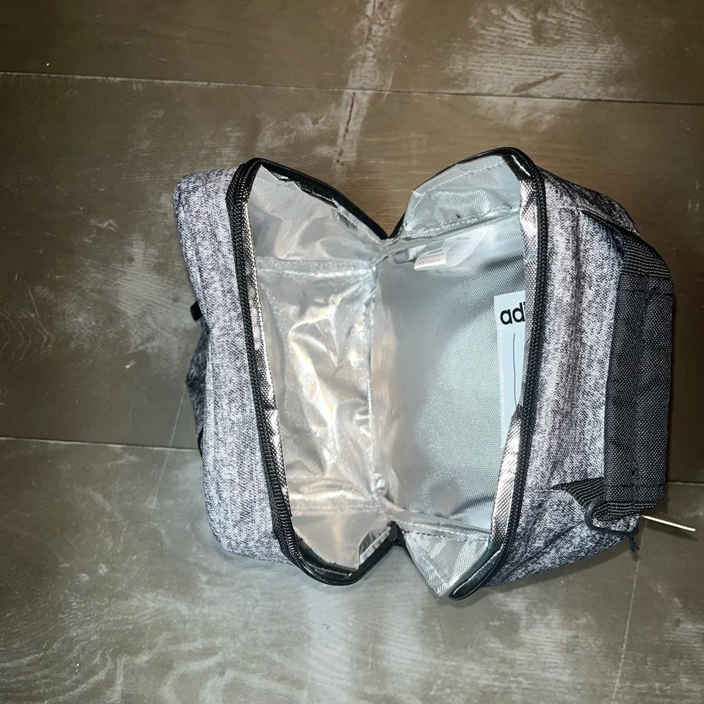 Adidas Gray Santiago Lunch Bag Zippered Black Insulated Mesh Zippered NWT