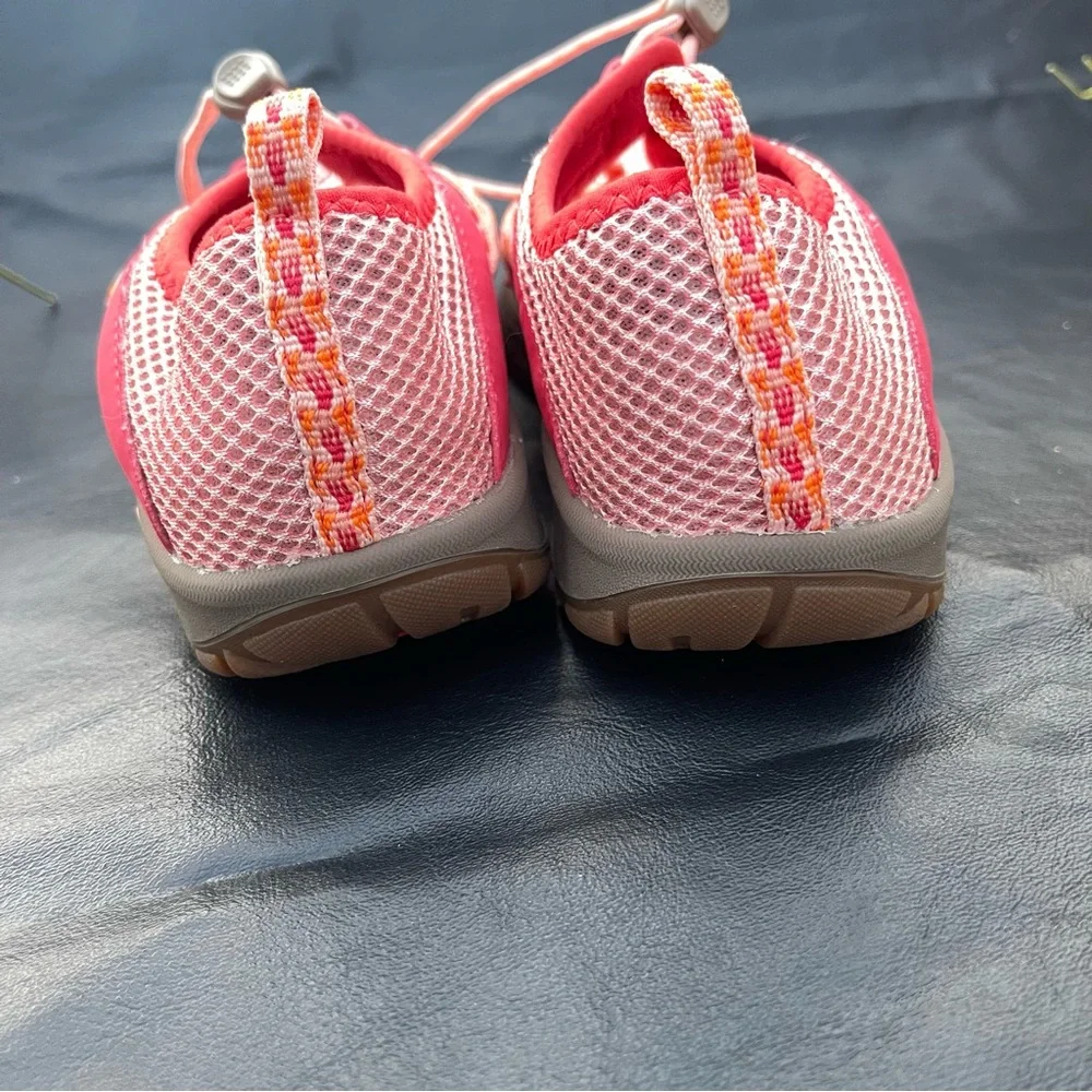 Chaco sandals closed