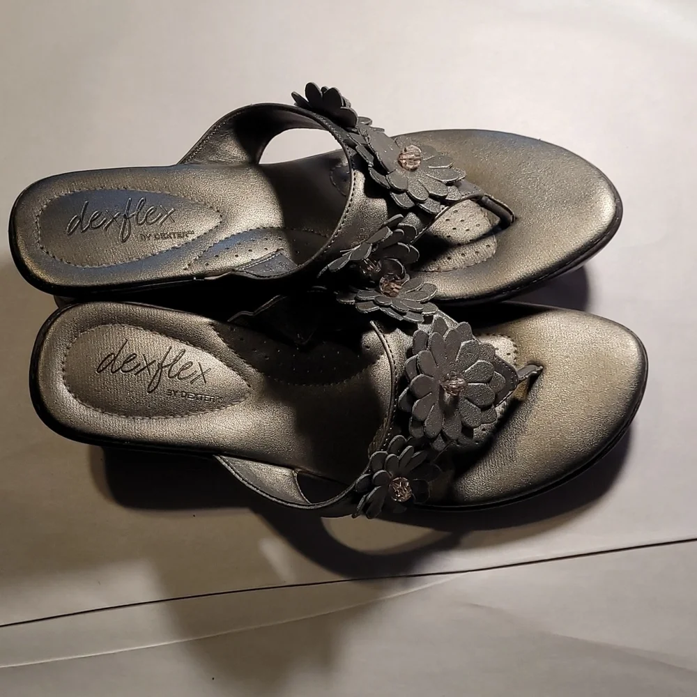 Dexter women size