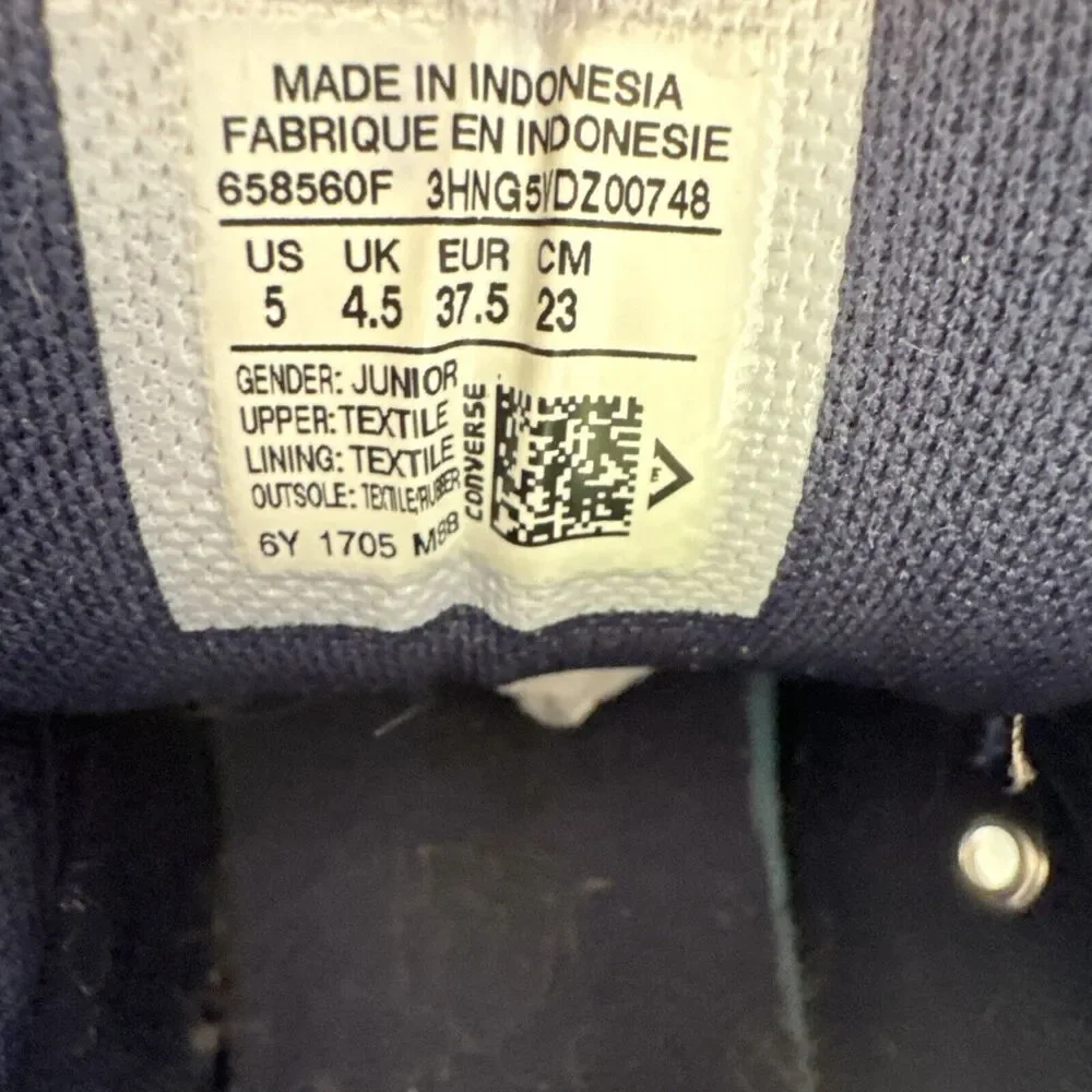 Converse junior shoes