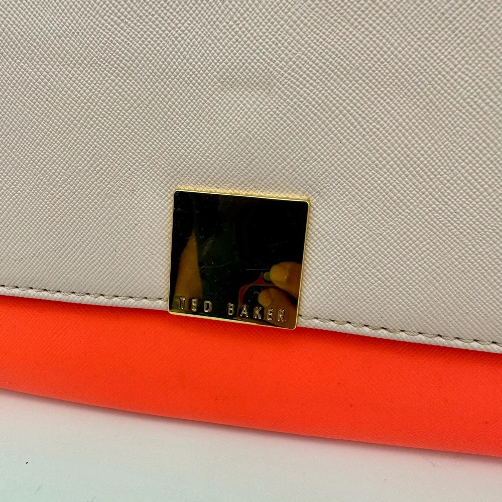 Ted Baker see pop
