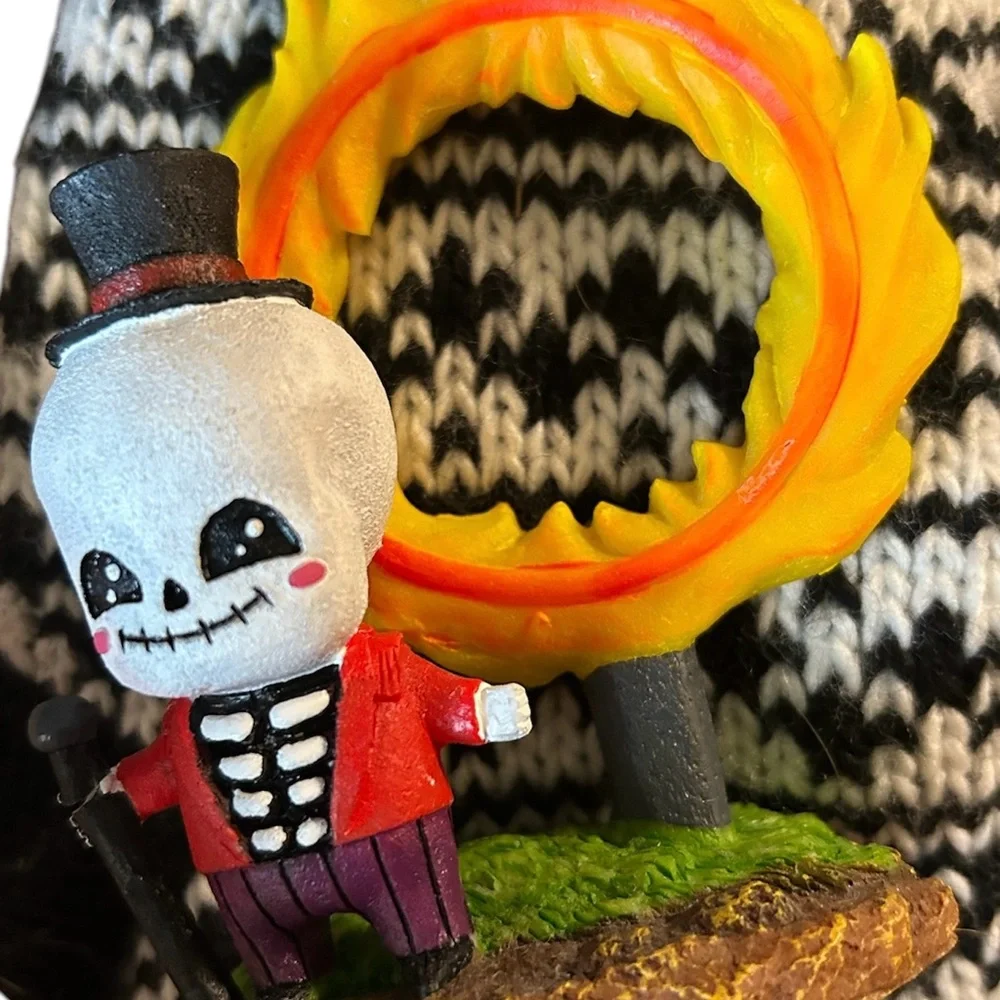 Skeleton Figurine with Fire for Aquarium