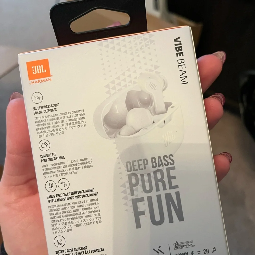 JBL Vibe Beam Wireless Earbuds - White