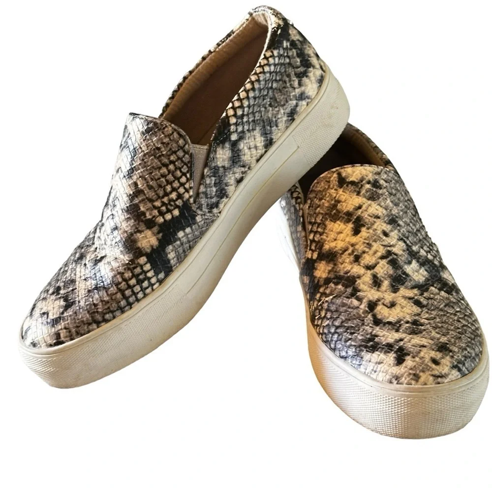 Steve Madden steve madden
