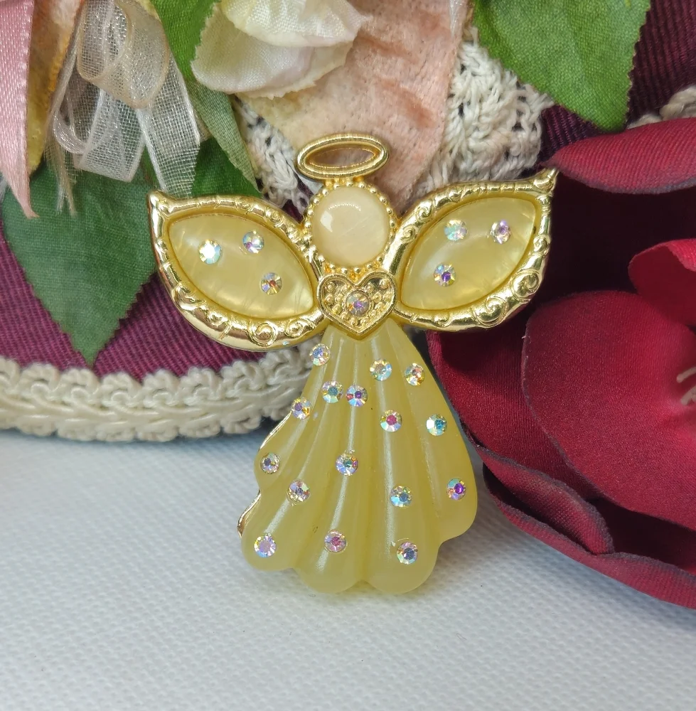 Vintage Kenneth Cole Guardian Angel Brooch Cats Eye & Lucite Aurora Borealis AB