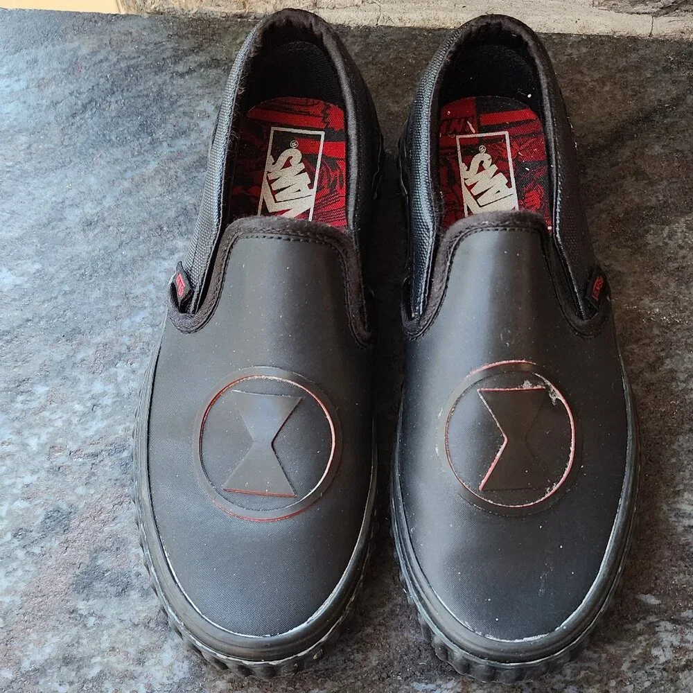 Marvel vans black