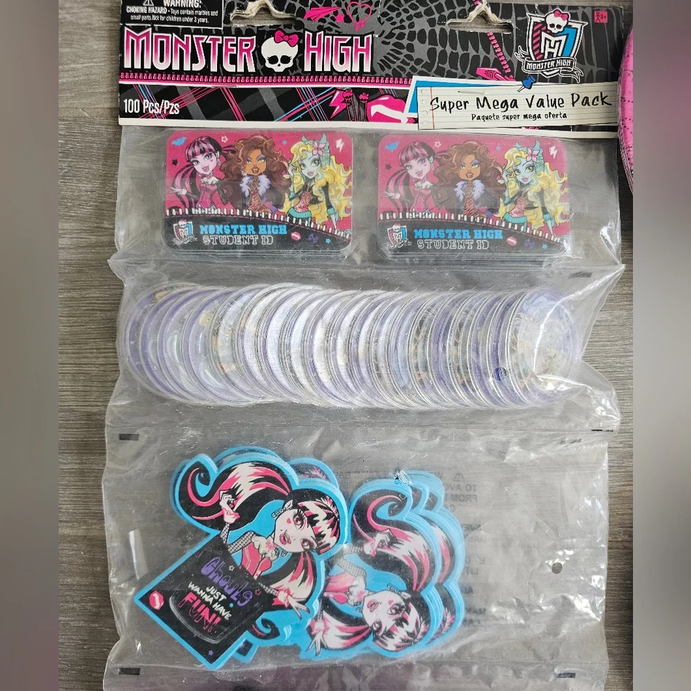MONSTER HIGH Birthday Party Bundle NWT