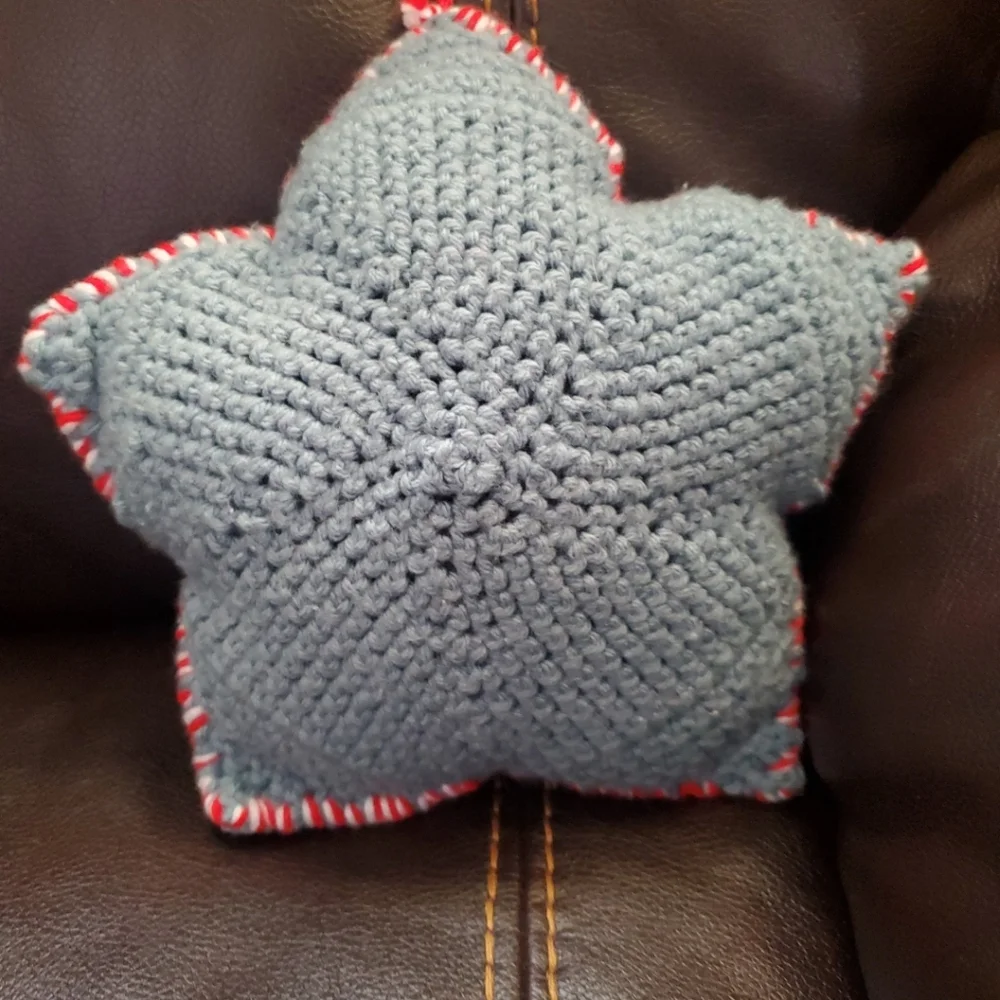 Handmade nwot crocheted