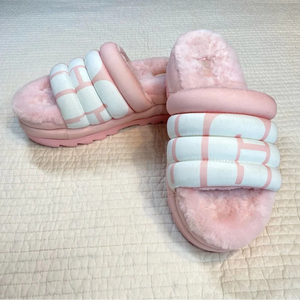 UGG Womens Maxi Slide Logo Sandal Pink Scallop Puff Platform Fur Lined Size 8