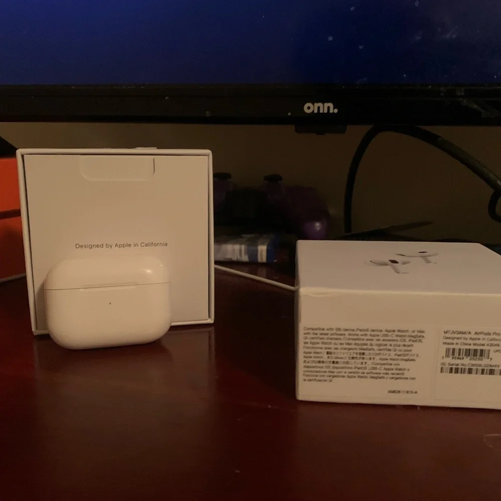 Apple white charging