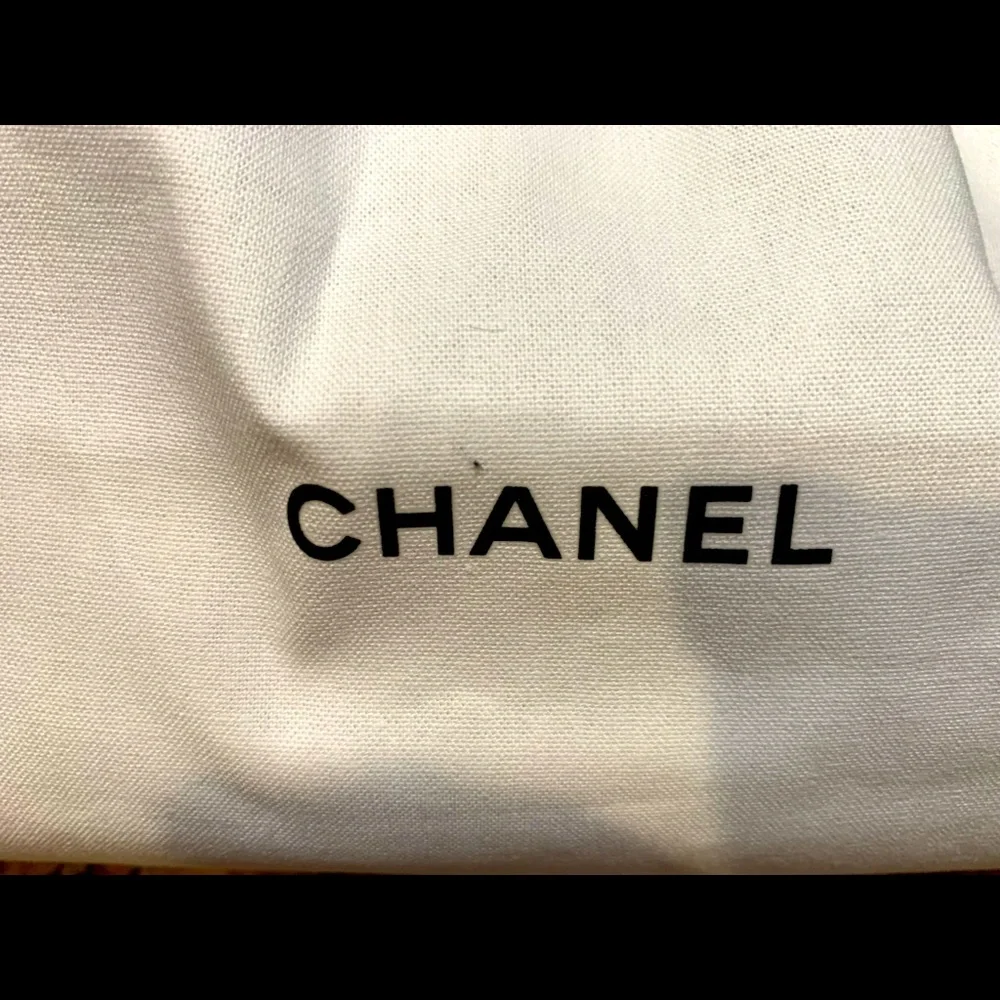 CHANEL authentic original