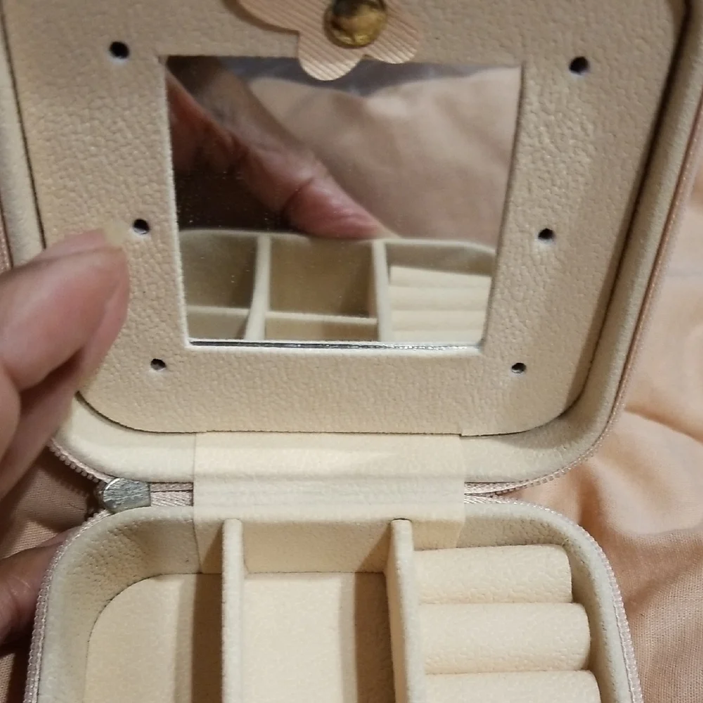 N/A new nude