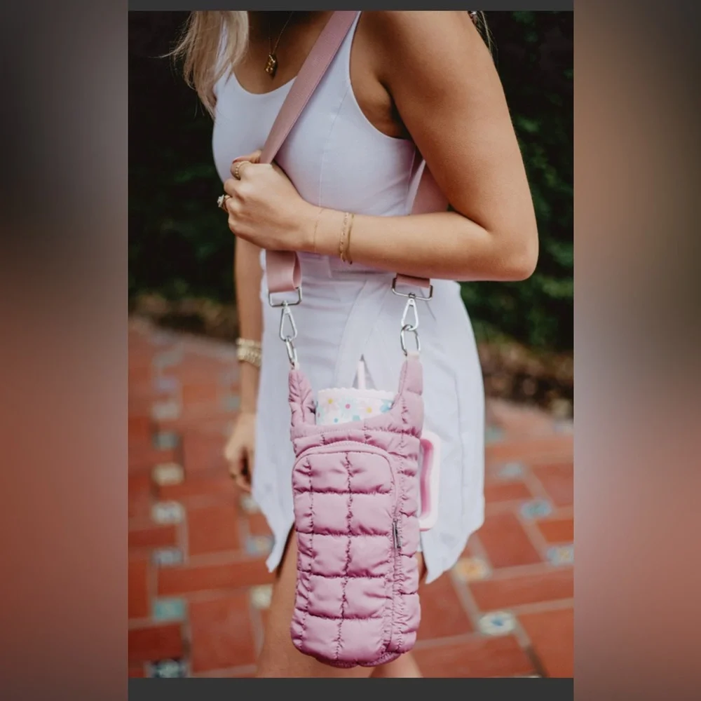 Light Pink Quilted Travel Water Bottle Holder