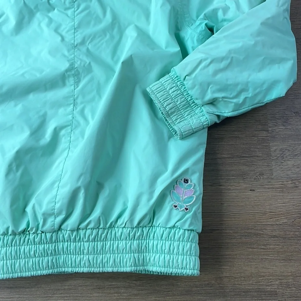 Billabong Girls Mint Green Mid Weight Hooded Windbreaker Jacket, size XL