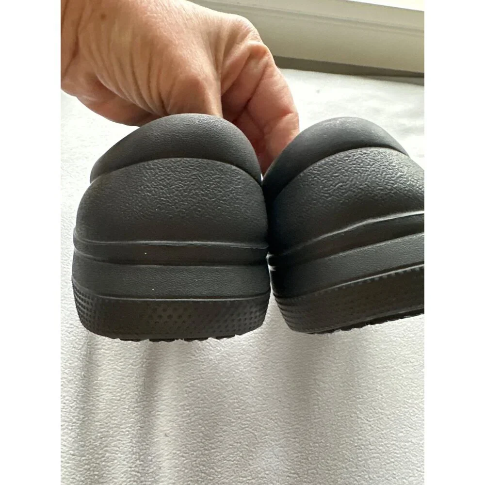 CROCS shoe mens