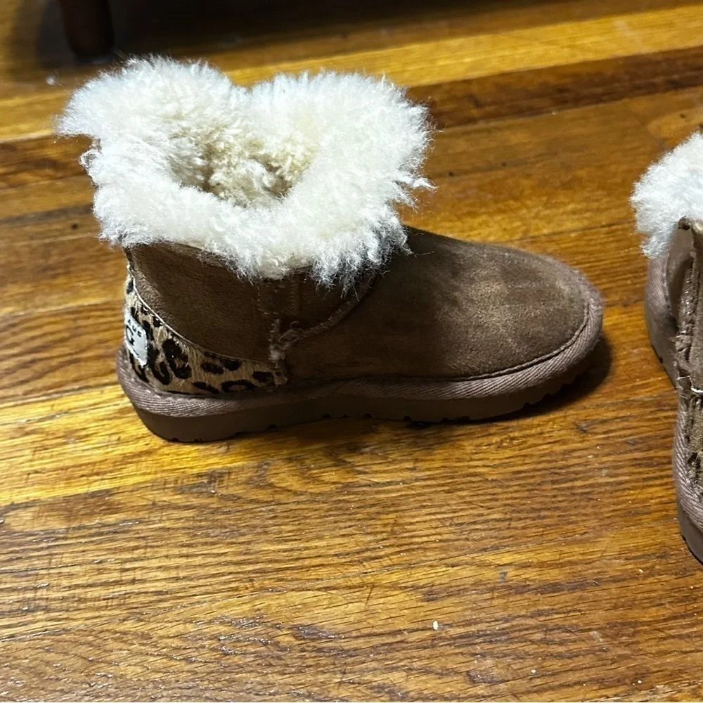 UGG very good