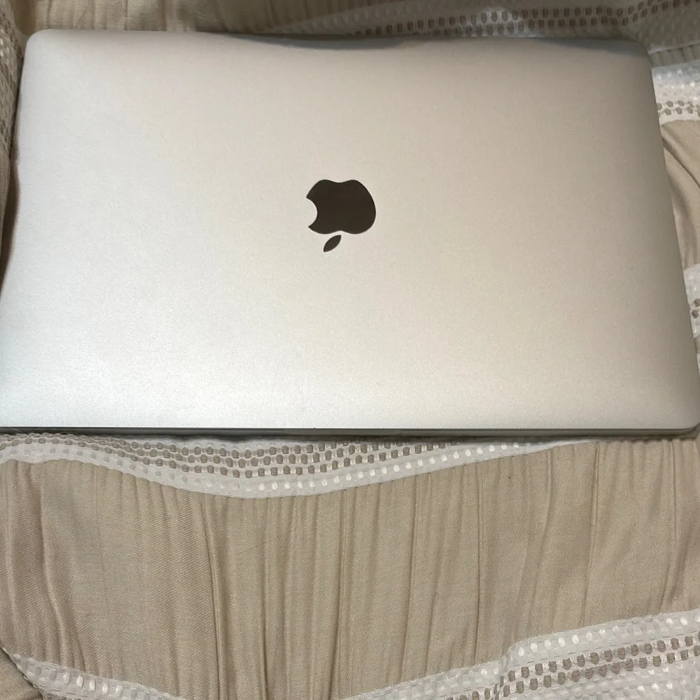 Apple low use touchpad