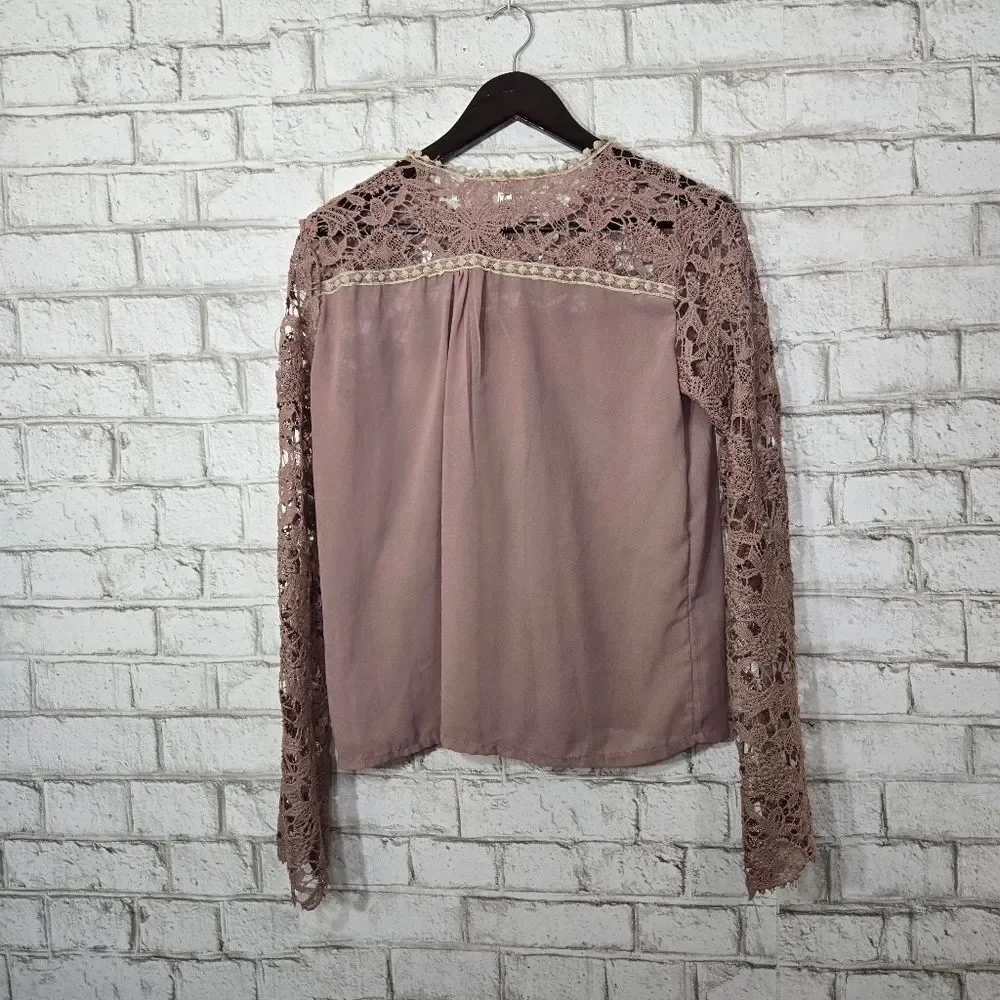 Cute lace top light brown blouse