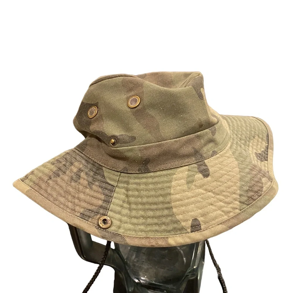 N/A camouflage brimmed