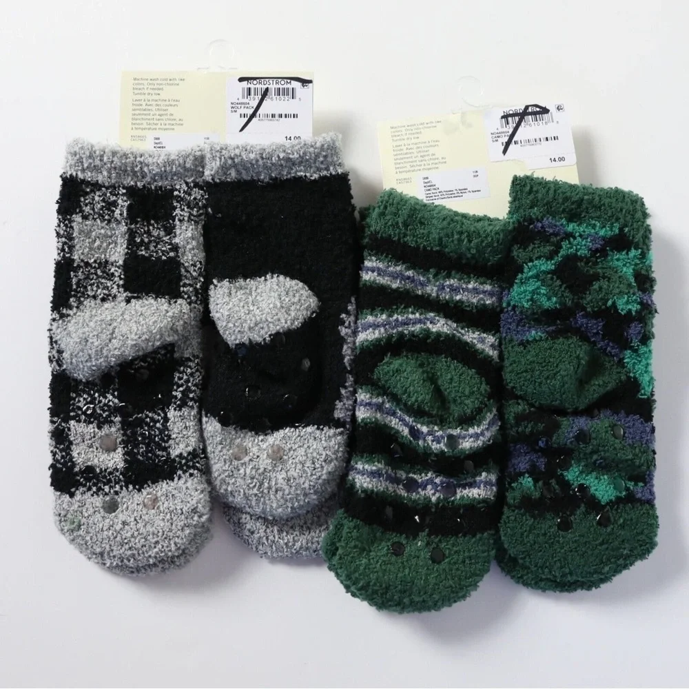 New Tucker + Tate 2 sets 4 pairs of kids socks Camo Wolf packs 4.5-8.5 non-slip