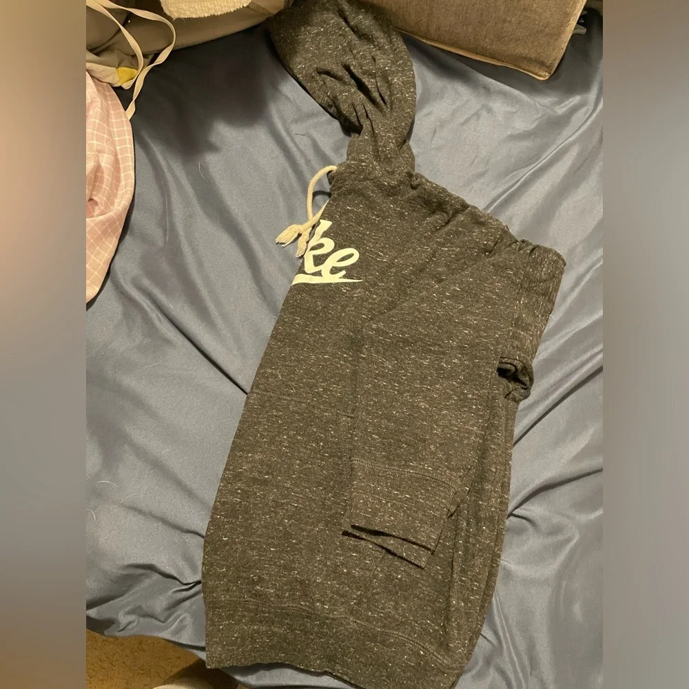 Nike heather black