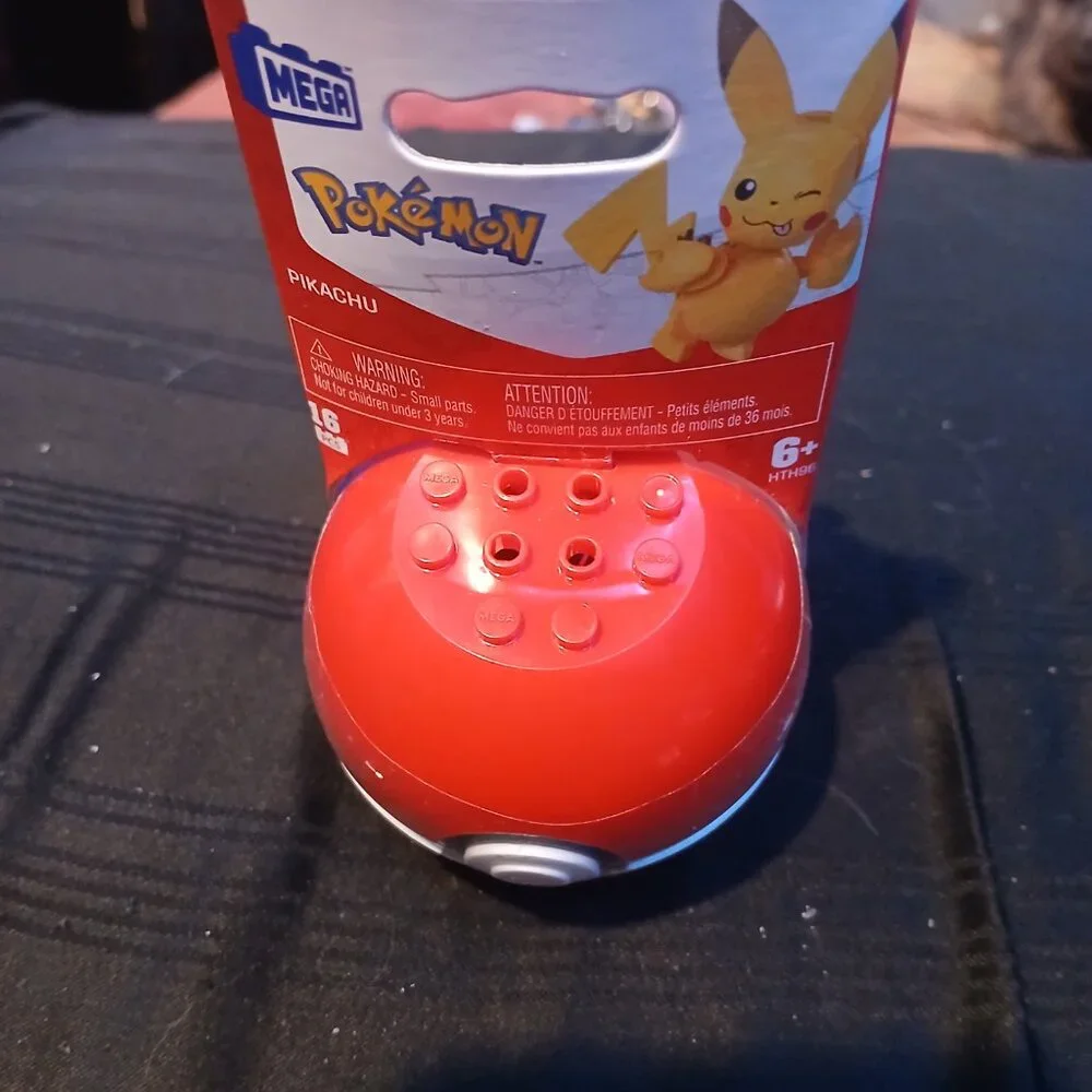Pokemon - Pikachu  unopened new in bow