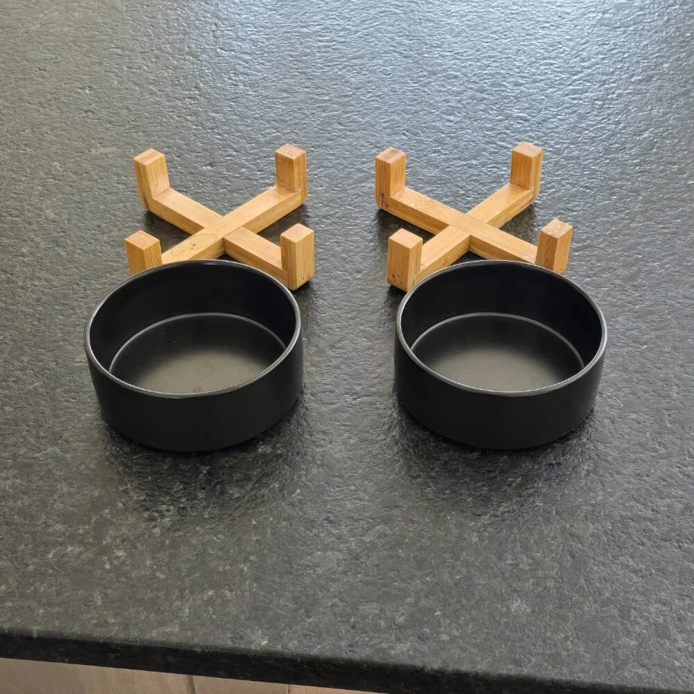 N/A dog bowls