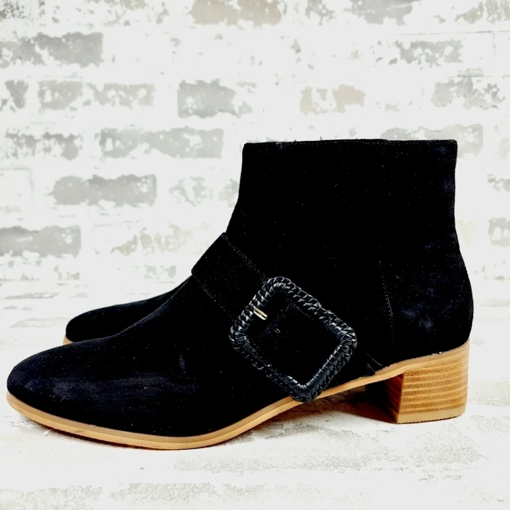 NEW Jack Rogers Izzie Black Suede Leather Block Heel Ankle Booties M67
