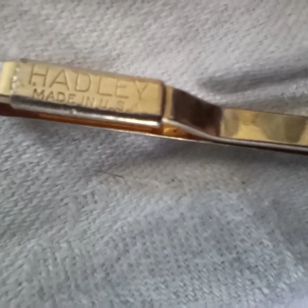 Vintage Hadley Money Clip or Tie Bar Yellow Gold Tone Made USA Golf Club