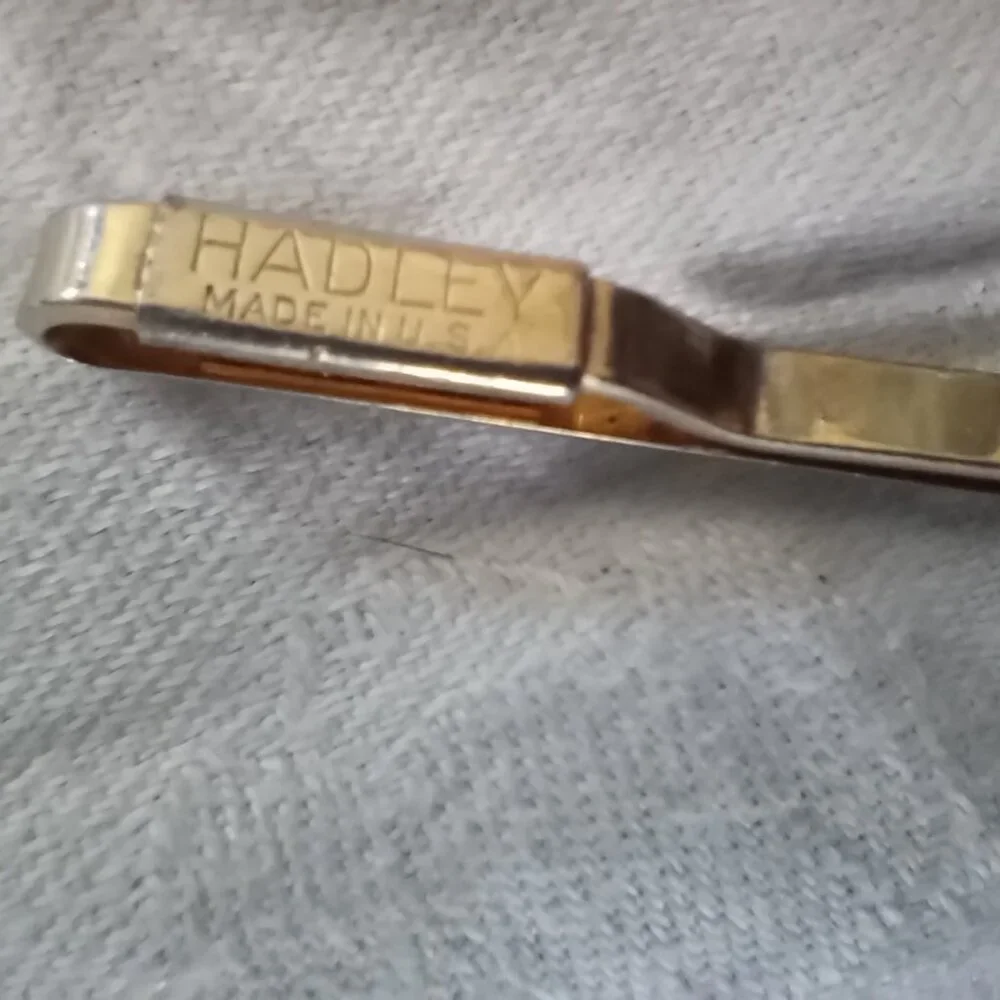 Vintage Hadley Money Clip or Tie Bar Yellow Gold Tone Made USA Golf Club