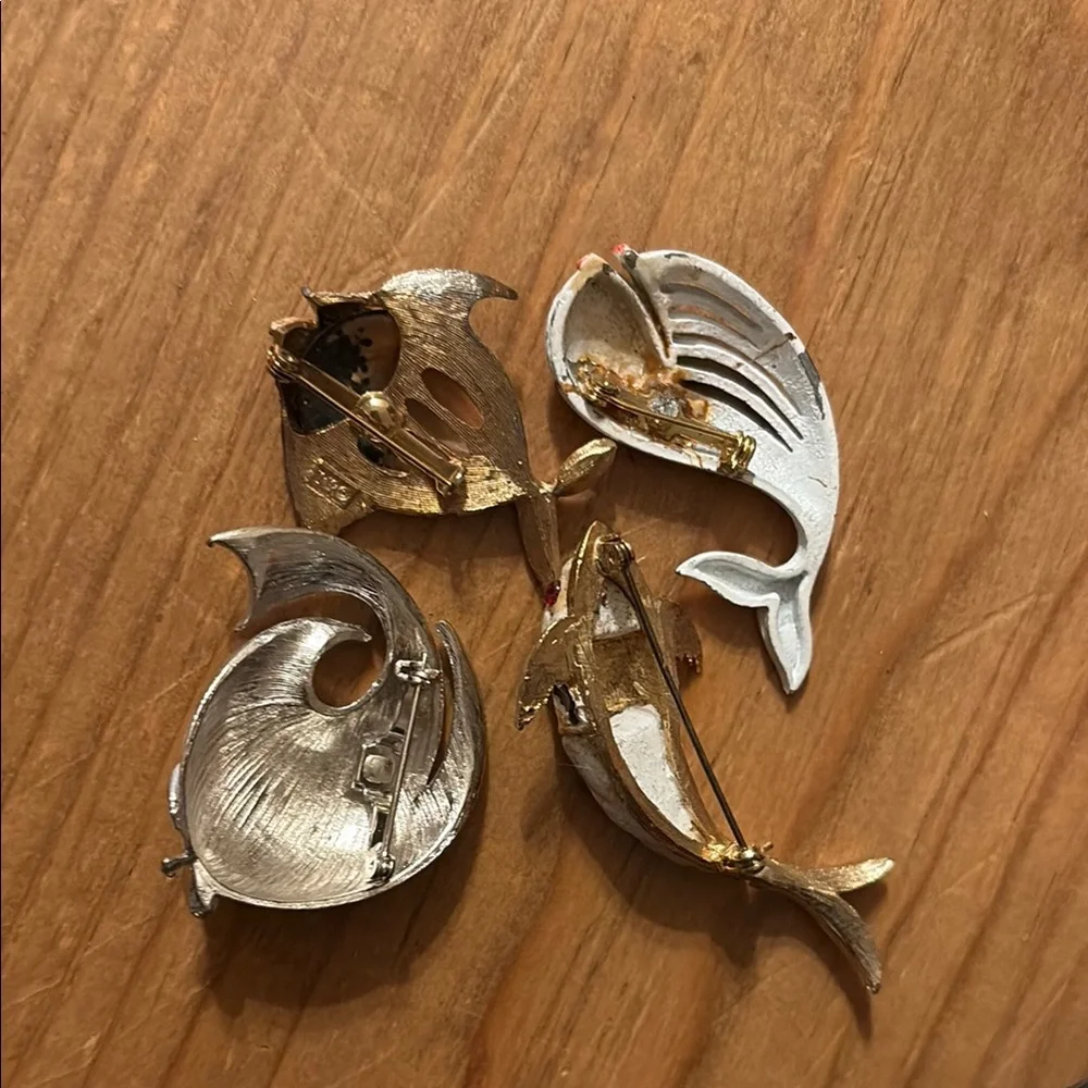Mid Century Modern VTG Colorful Metallic Fish 🐟 Brooch Pin Set of 4