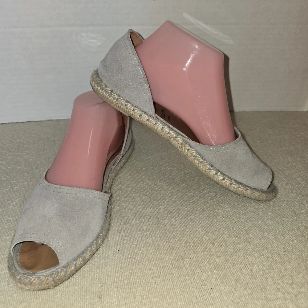 Verbenas Lt. Gray Suede Espadrille Flats size 39