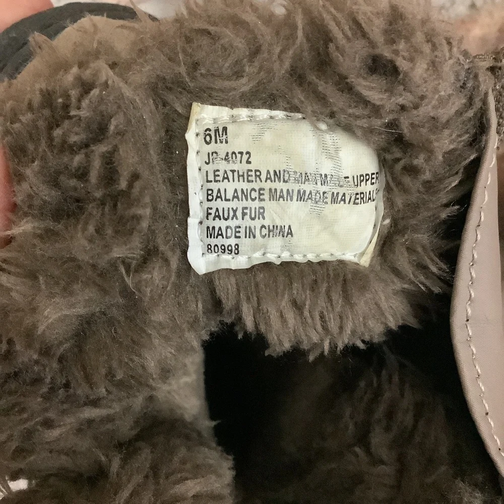 Khombu suede leather