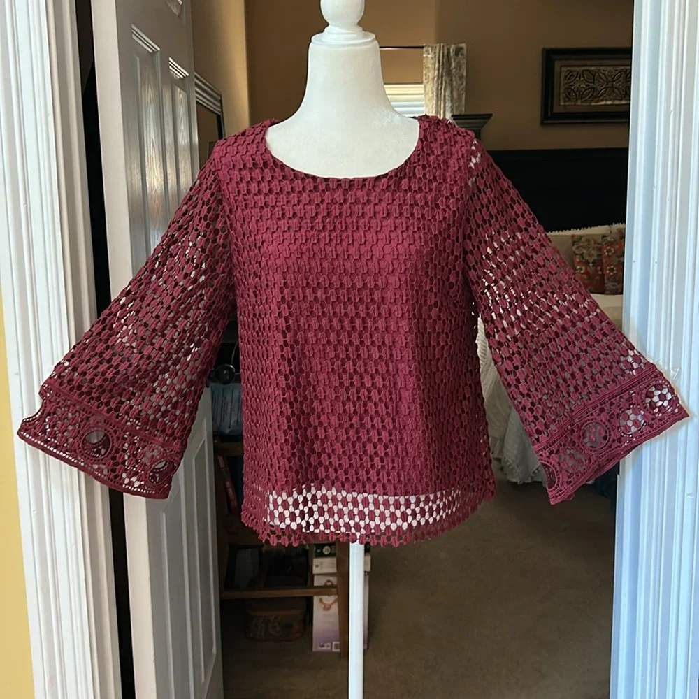 Anthropologie Vanessa Virginia Wine Country Lace Blouse Bell Sleeve size L