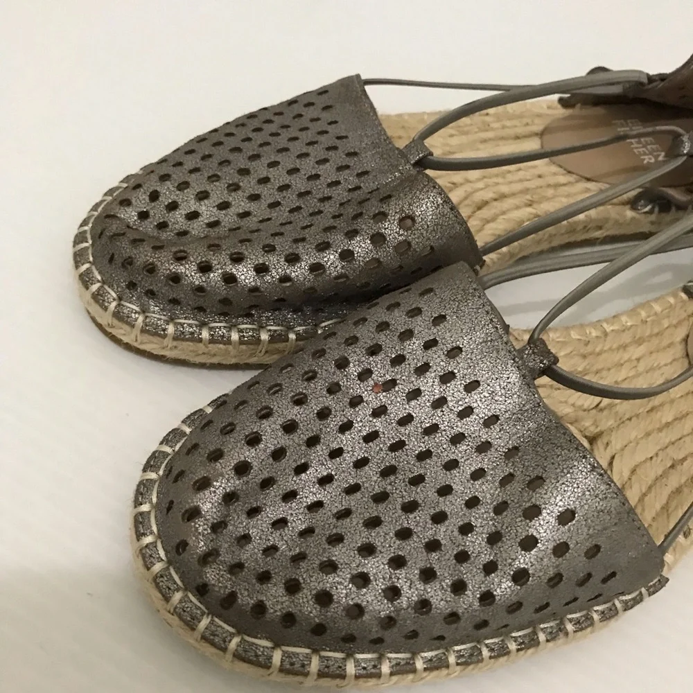 Eileen Fisher Lee 2 Taupe Leather Espadrille Flat Sandals Size 6