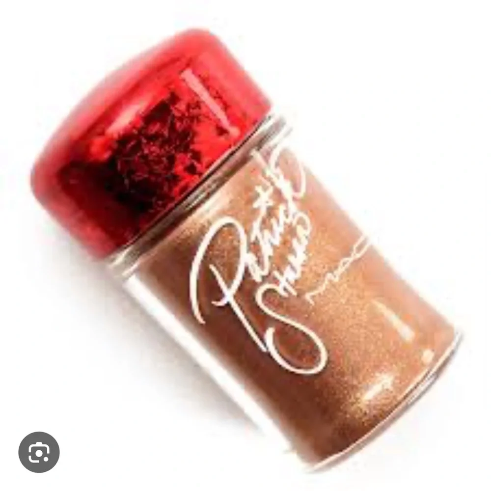 MAC Cosmetics this super