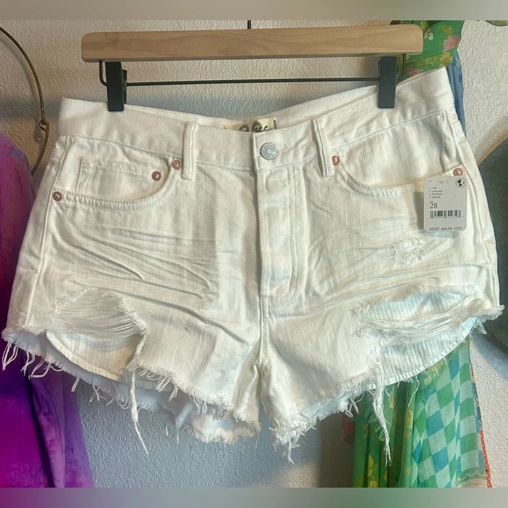 NWT Free People We the Free denim shorts size 28