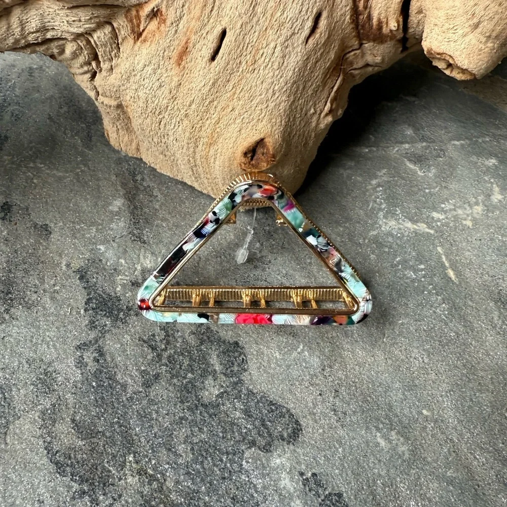 Anthropologie stylish triangle