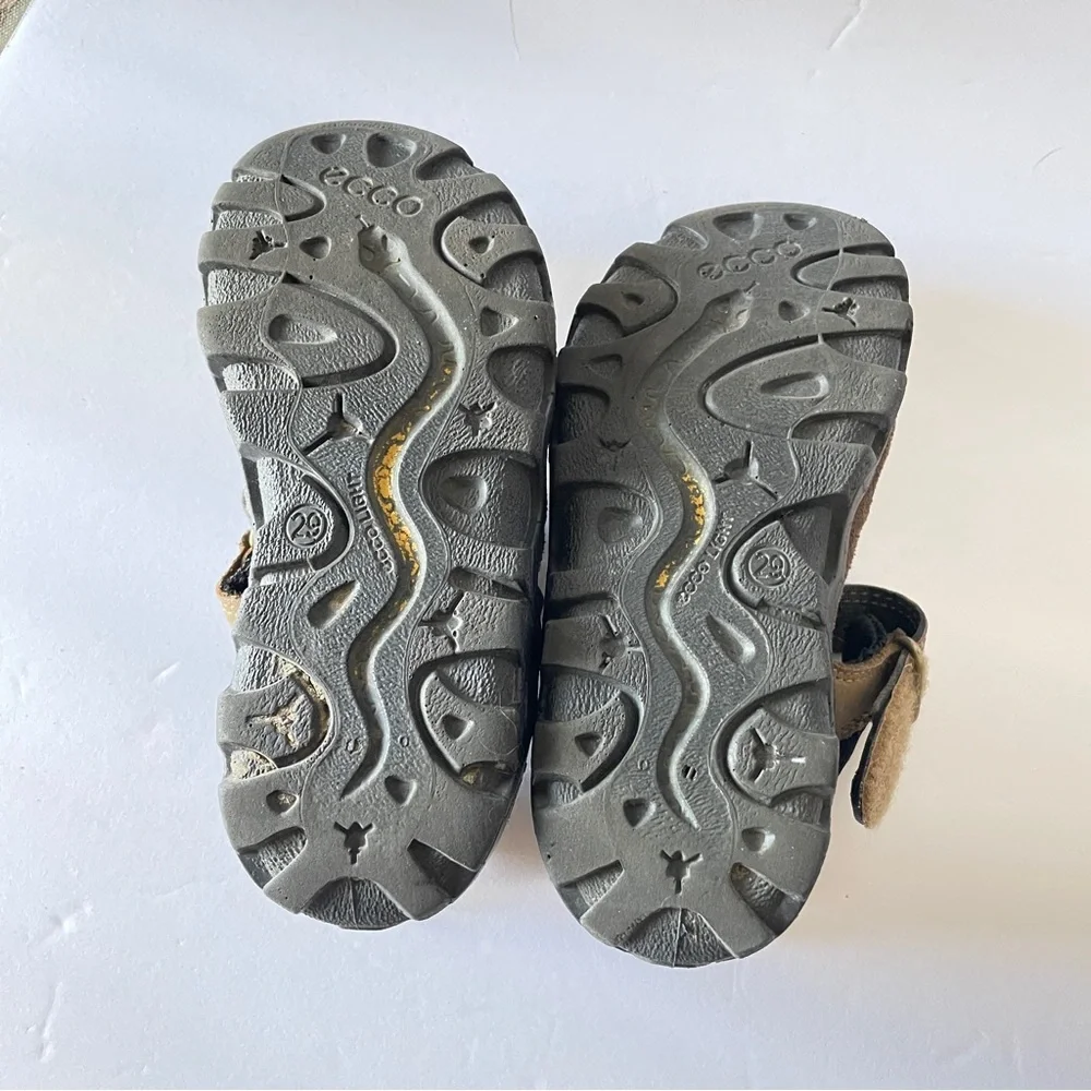 Ecco brown black