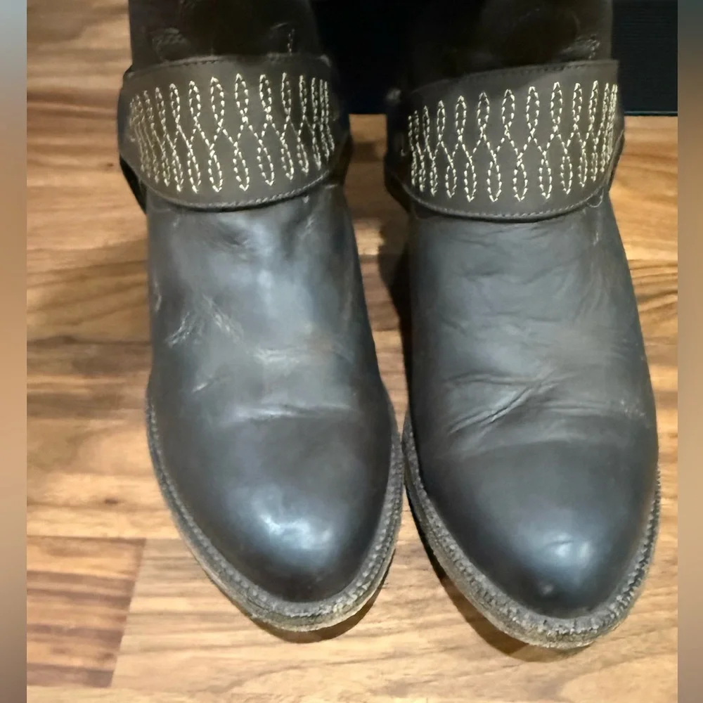 Ariat equestrian inspired
