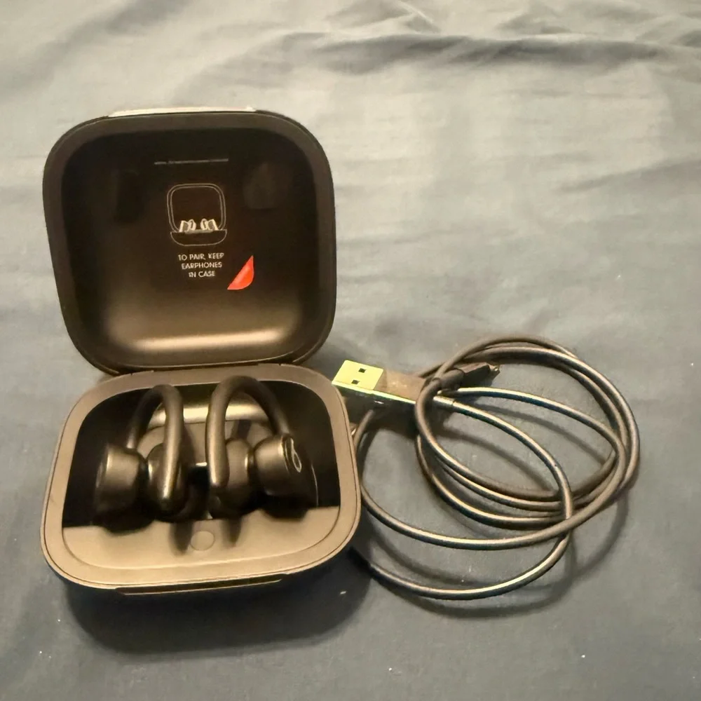 Beats by Dre powerbeats pro