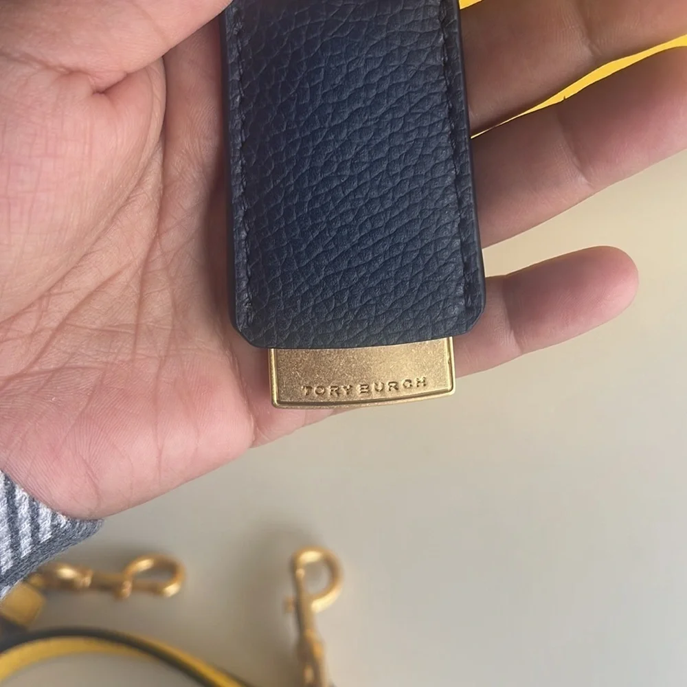 Tory Burch color goldfinch
