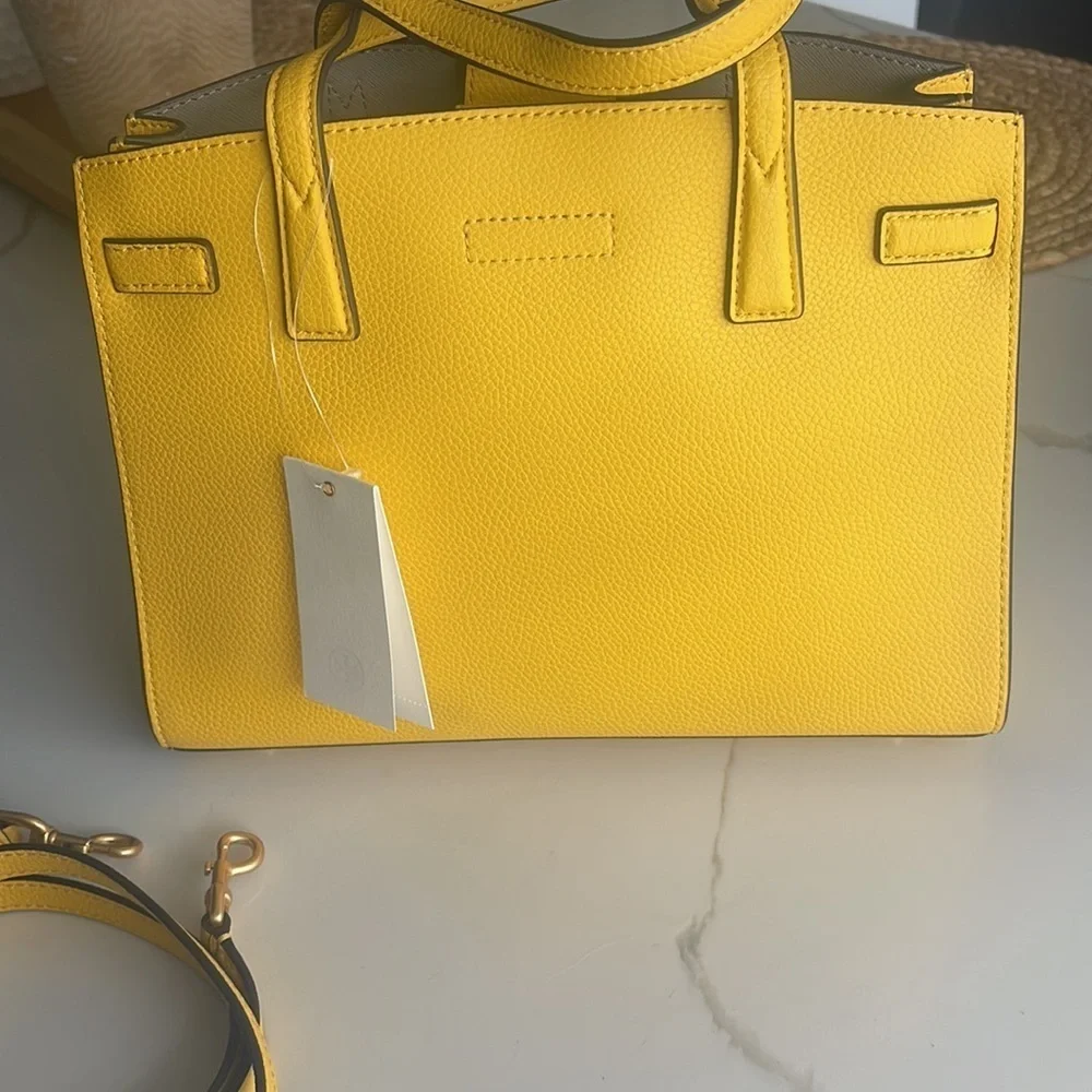 Tory Burch color goldfinch